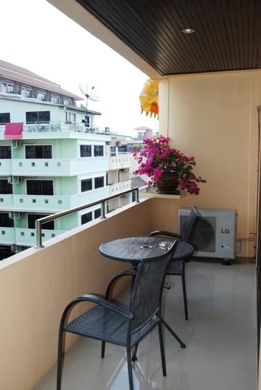 Pasadena Lodge Pattaya Oda fotoğraf