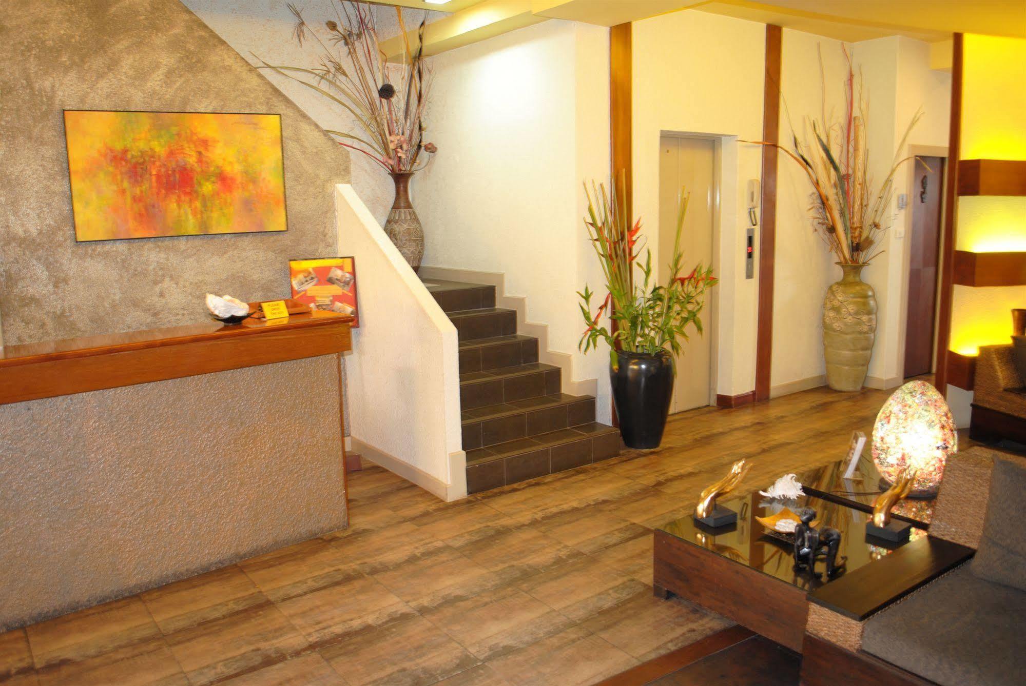 Pasadena Lodge Pattaya Dış mekan fotoğraf