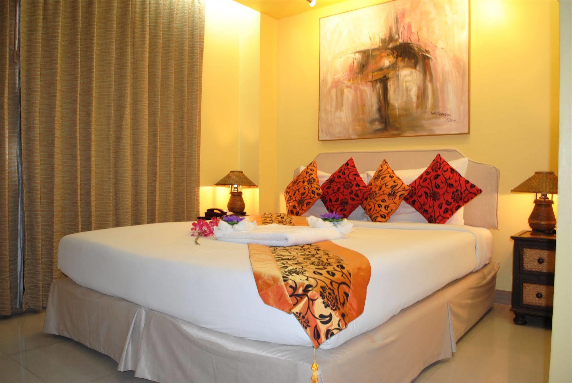 Pasadena Lodge Pattaya Dış mekan fotoğraf